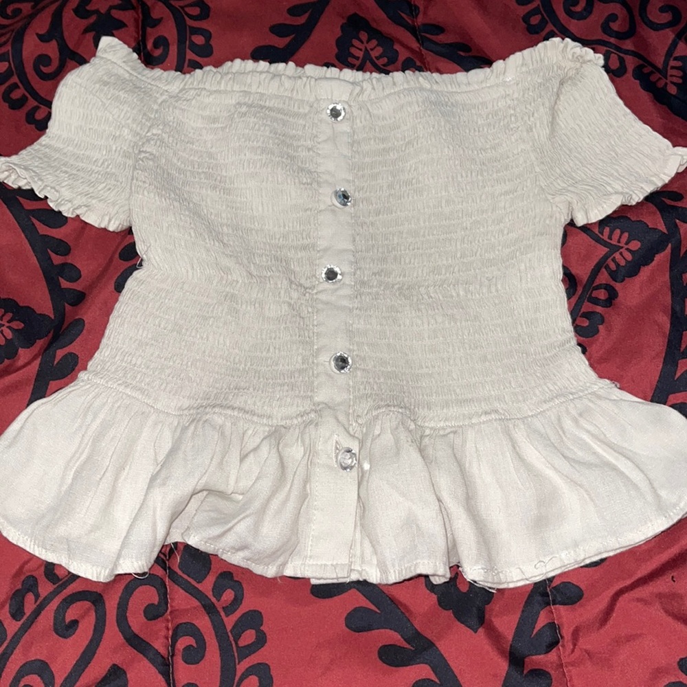 OFF SHOULDER CROP TOP (S)